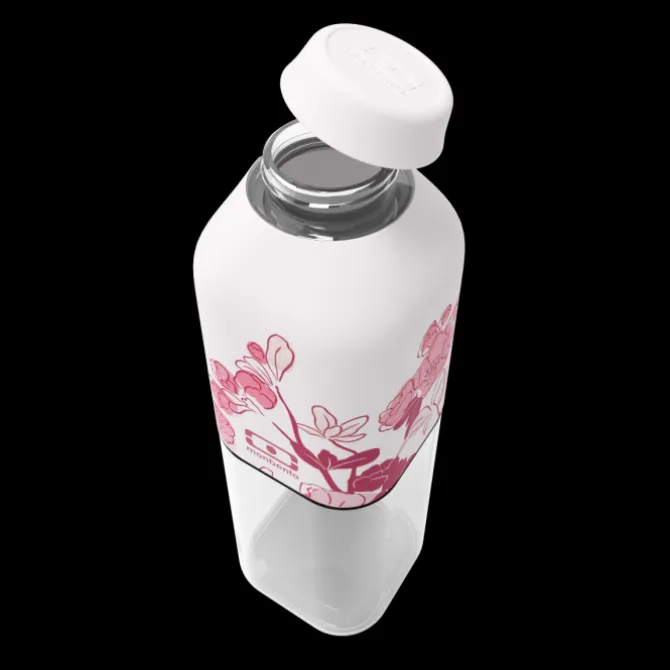 MB Positive M graphic Magnolia